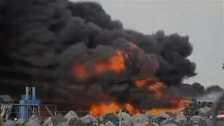 Melbourne Industrial Fire Sets Skies Ablaze