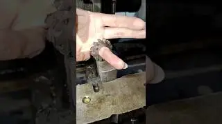 Got Stuck🥹 #machinery #tooltips #satisfying #machine #shorts #youtubeshorts #machinewonders #1176