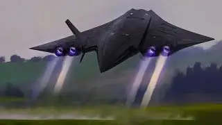 USAF Finally Tests First Flight of New B-21 Bomber
