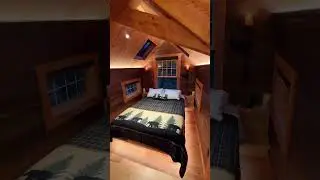 Discover the ultimate cabin experience at the Black Hawk Treehouse!