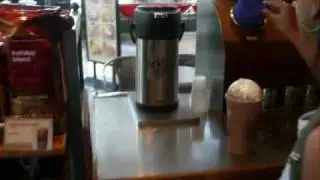 Starbucks vs coffee bean