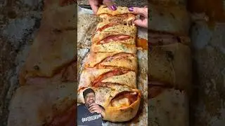 Сырный итальянский стромболи