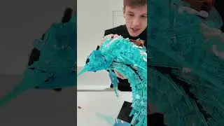 Crazy impressive LEGO Builder from the Masterpiece Gallery at LEGO House