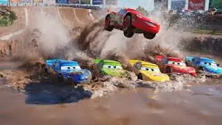 Flatbed Truck McQueen Transportation with Truck Pothole Vs Car #10million BeamNG.Driver