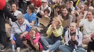 Protesters in Kyiv celebrate as bill restores independence of anti-graft watchdogs