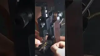 Joint wire terminal crimping applicator for crimping machine