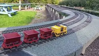 Hudswell Clarke on a skip train.