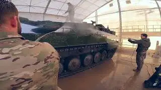The Dutch tankers are preparing their Leopard tanks for exercises IRON WOLF