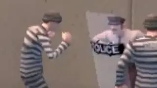 Oh pero si necesitan ayuda,los pobres polic&iacute;as est&aacute;n...peleando?-WhaTheGame