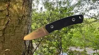 Jars Naja tolles EDC Neck Knive designed von @JackknifeBuschSchuleSurvival