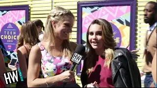 Bea Miller Gushes Over Boyfriend Jacob Whitesides! (TEEN CHOICE 2015) | Hollywire