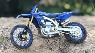Unboxing the new 1/12 scale YZ 450