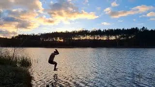 30.12.2025. Borowy Młyn. Jezioro Przydrożne. Temp. 0,5&deg;C. Water 2&deg;C. Wind 5m/s. Morsowanie (ASMR)