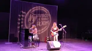 Live cover of Alicia Keys 