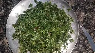 सर्दियों की स्पेशल रेसिपी।। बथुआ वाली दाल बनाने की आसान विधि।। Winter special bhathua dal