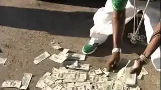 Rewind Clip - Lil Boosie Thumbin Thro Money! You Find A 50 In Here I'm P*ssy!