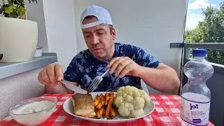 Gebratenes Lachsfilet mit Blumenkohl und Süßkartoffeln aus dem Ofen /VLOG/