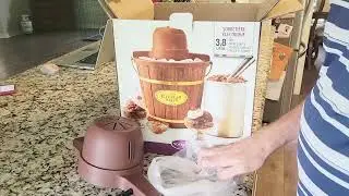 Nostalgia Electric Ice Cream Maker, Old Fashioned Soft Serve Ice Cream Machine Makes Frozen Yogurt o