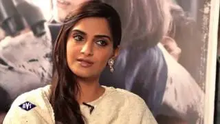 Sonam Kapoor talks about Neerja s mother and her bonding with the family - Karan Singh Chhabra - AVS