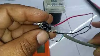 como regular la corriente de mi panel solar de 12 a 5 voltios para proyectos
