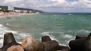 Пляж и море в Золотых Песках. Когда красный флаг. Black Sea in Golden Sands Kate BY.