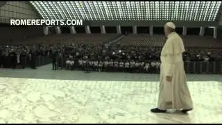 Pope Francis celebrates his birthday with children treated at Catholic clinic