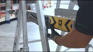 G&Uuml;NZBURGER STEIGTECHNIK Plattformleiter FlexxStep