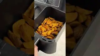 Knusprige Kartoffelecken aus der Hei&szlig;luftfritteuse | Schnell und einfach
