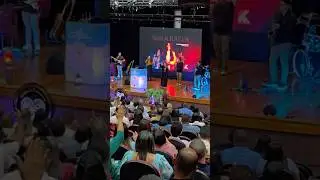 TRANSFORMAR EM B&Ecirc;N&Ccedil;&Atilde;O @SarahFariasOficial  KAMILA KAREN &BANDA🎸#musicaevagelica #musica #shorts