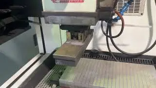 MULTIFORM DE 10 Die Sinking EDM Machine