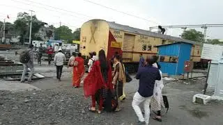 Indore to Bilaspur express18233 INDB BSP EXP depart at Ujjain Junction on platform no 6