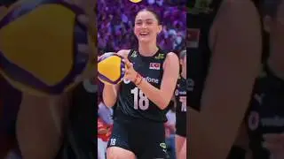 Turkish volleyball Queen 💞 Zehra Gunes game time smile 💞#ytshorts #viralshorts #zehragunes #100k