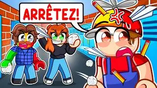 Un Professeur FOU POURSUIT Kikoo sur Roblox Brookhaven !