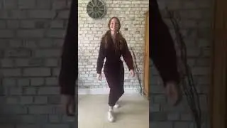 Learn Tap Dancing with Thea! 🤩👞 #shorts | Find Me In Paris