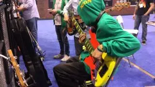 Mono Neon at EBS Namm 2015