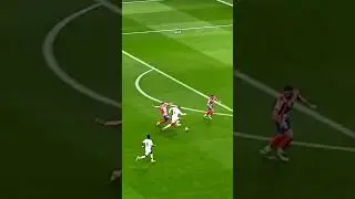 Comment bien dribbler au football #football #ronaldinho #mbappe #messi #ronaldo