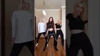 EVERGLOW (에버글로우) - Pirate Dance Challenge #Shorts