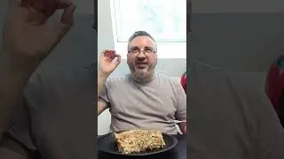 Italian guy living in the U.K. making MISO Lasagna using his own recipe 🍝🍴🥢💚🤍❤️🤍❤️🤍