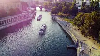 Loungefahrt durch Berlin mit dem Seminarschiff John Franklin