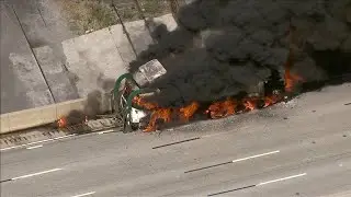 Trash truck fire on I-95 in Philadelphia