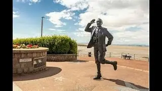 MORECAMBE SEAFRONT AND ERIC MORECAMBE STATUE