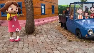 Niloya ve Ekin Birlikte Oynuyor 🤗 Niloya Köyünde Neşeli Maceralar 💖