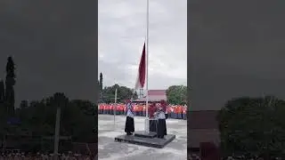 Petugas upacara smansix di hari guru Nasional ke 80