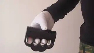 S21 Stun Gun Knuckle Brass Knuckles explosion