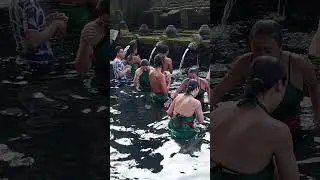 holy spring water bath bali