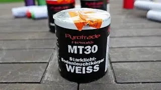 Starklicht Bodenleuchtk&ouml;rper Magnesium-Topf WEI&szlig; Pyrotrade | PyroExtremGermany