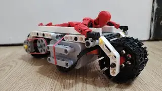 Building a TRON-Inspired LEGO Technic Motorcycle | Futuristic Bike MOC