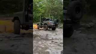 Early Bronco Playtime! #vintagebronco #earlybronco #offroad #classicbronco