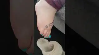 slipper fetish dangle . slippers . slipper queen 07. mums slippers