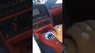 Driving my Gated manual Gallardo